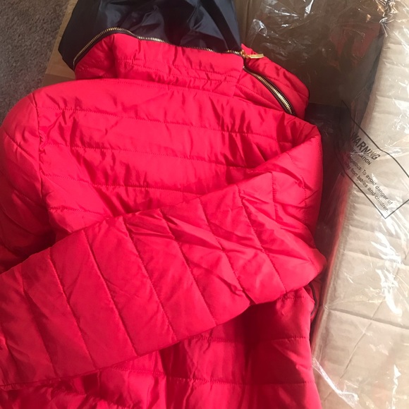 Brand new Puffer jacket women’s - Picture 2 of 7